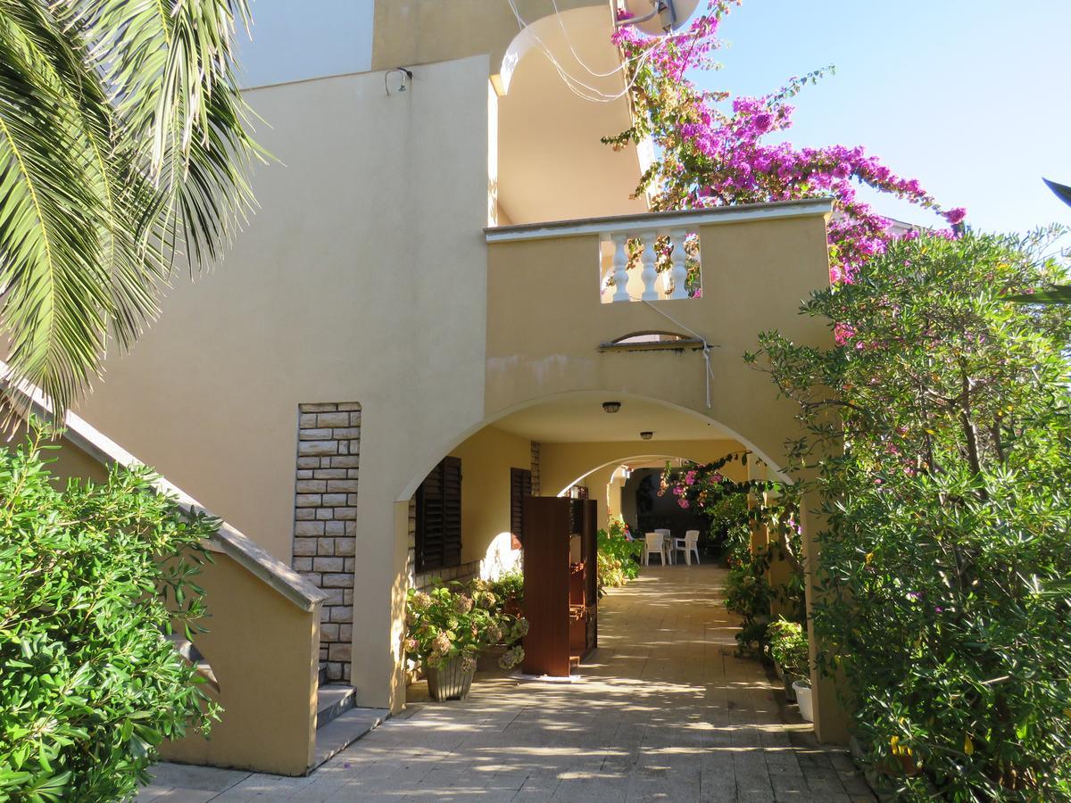 Apartments Palma Новаля Екстериор снимка